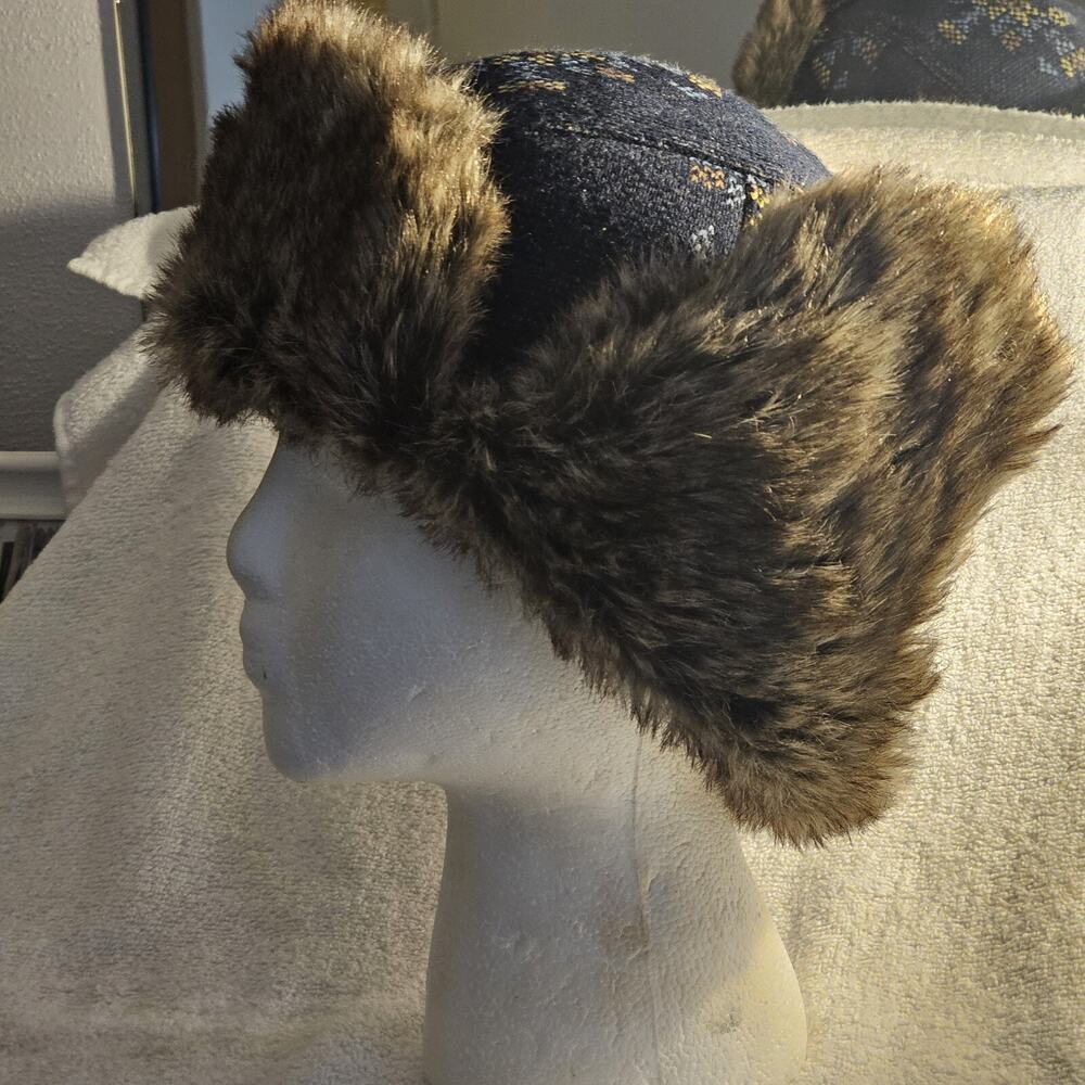 Goodfellow & Co Men's Winter TRAPPER HAT Faux Fur Lined Blue Print OS